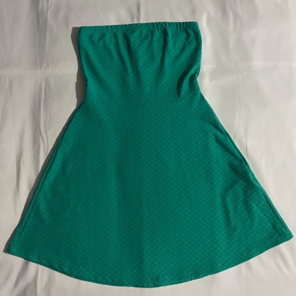 NWOT H&M Divided Textured Pattern Strapless Mini Flowy Green Dress